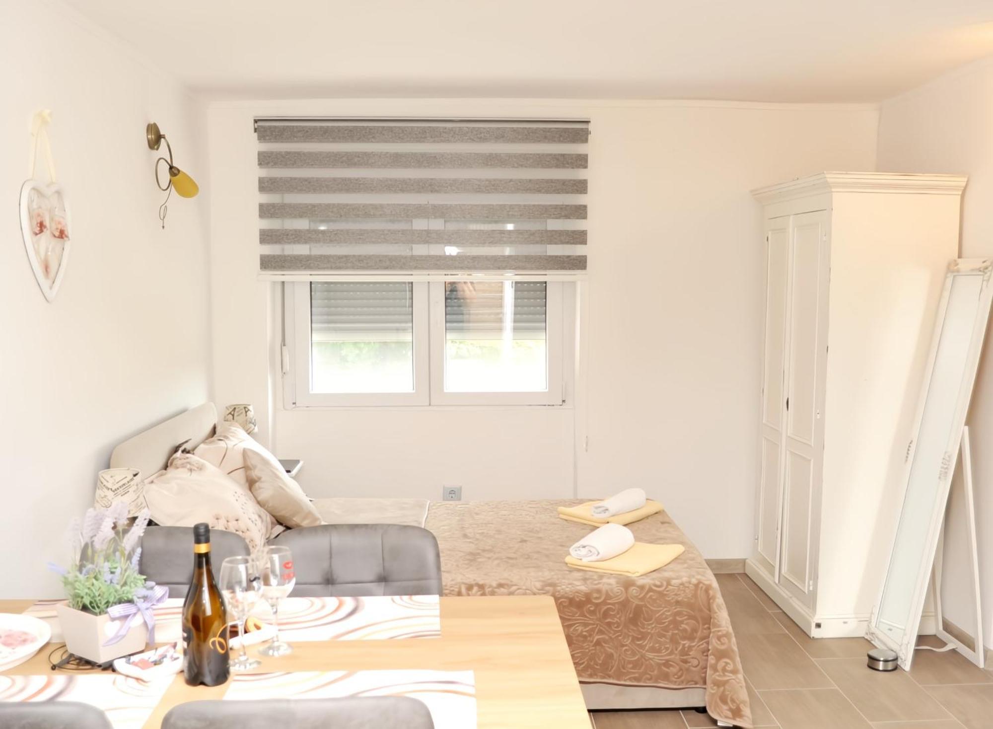 Apartman Mare *